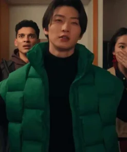 XO Kitty S02 Sang Heon Lee Puffer Vest