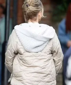 Bridget Jones Mad About the Boy 2025 Renée Zellweger Beige Quilted Jacket