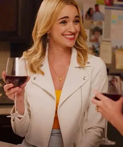 Ginny Georgia Brianne Howey White Jacket